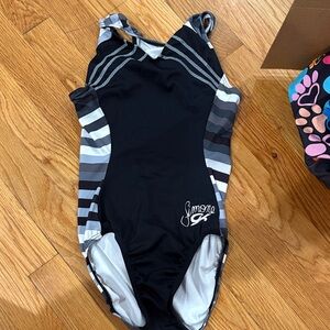 Simone GK- Black and Gray